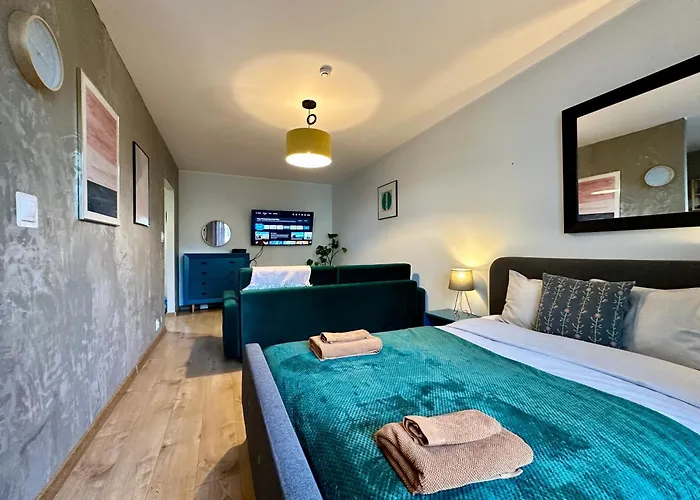 Momoapart - By Kromera *